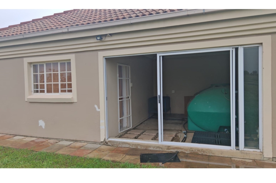 6 Bedroom Property for Sale in Vaaldam SH Free State